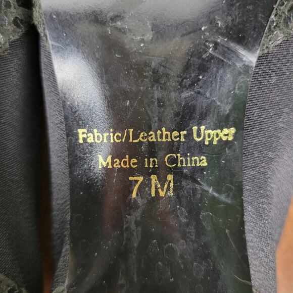 J Renee Women's Shoes 7 Black Leather Reptile Embossed Slip On Block Heel Bootie - Picture 15 of 16